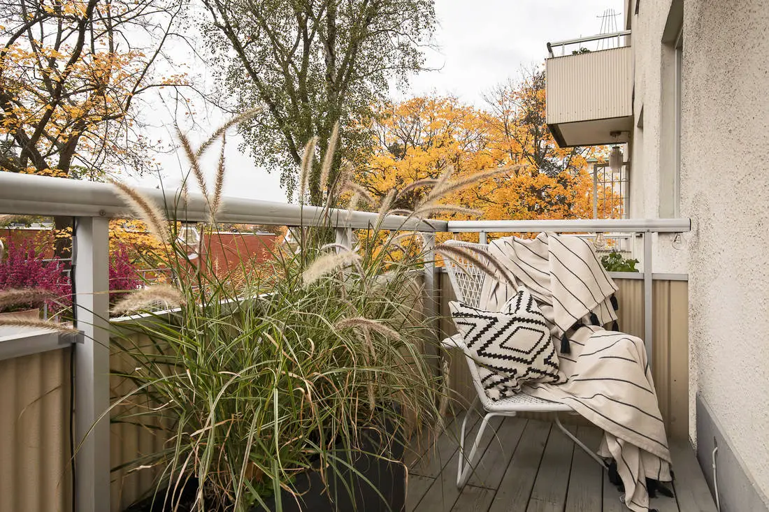 54 平米现代简约开放式厨房设计-13