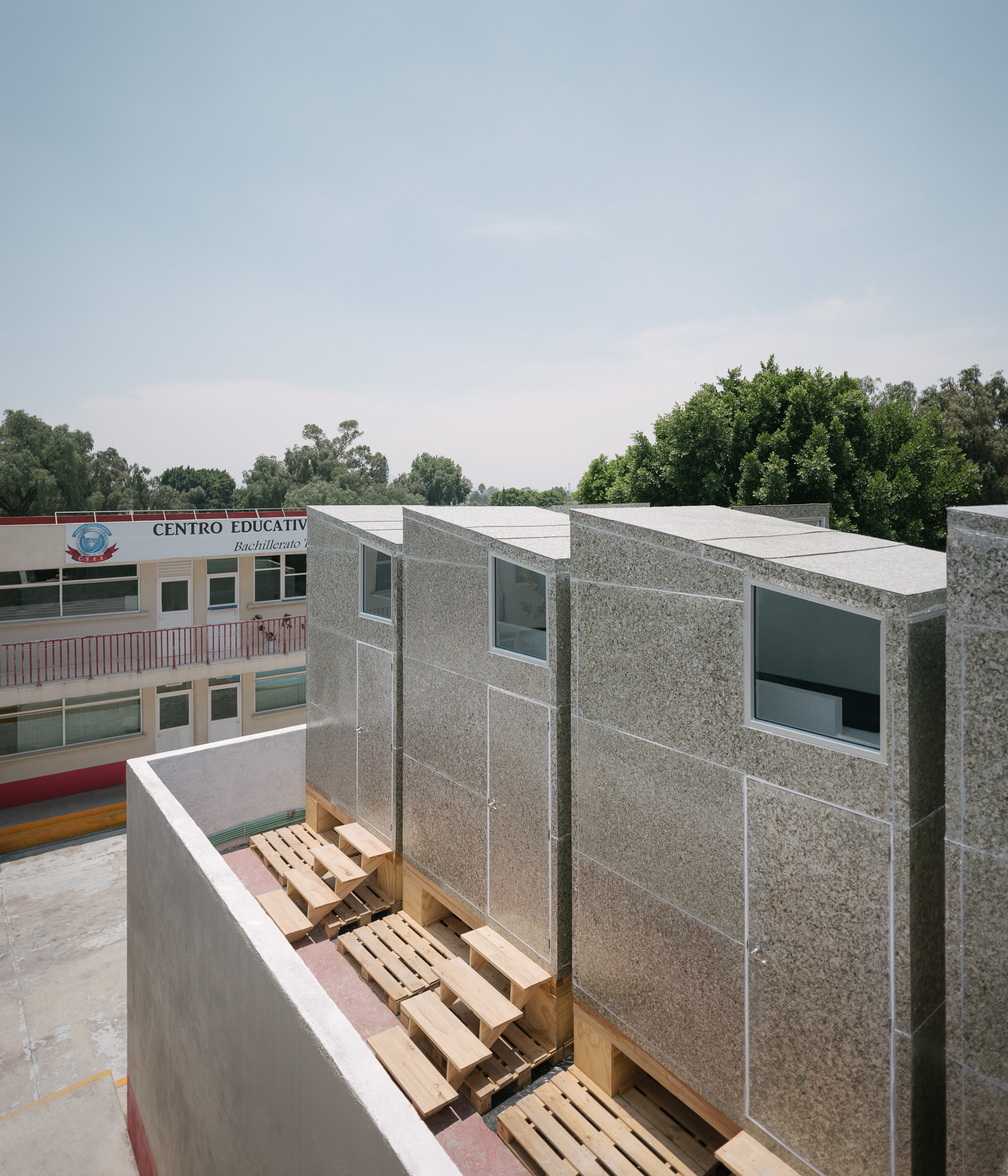 Temporary Pavilion for Healthcare Workers / Revolution-37