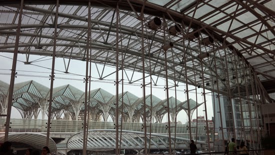 里斯本城市交通换乘中心丨葡萄牙里斯本丨圣地亚哥·卡拉特拉瓦（Santiago Calatrava）-17