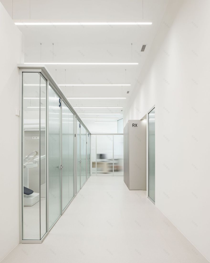 牙科诊所设计丨西班牙丨bvcr-17