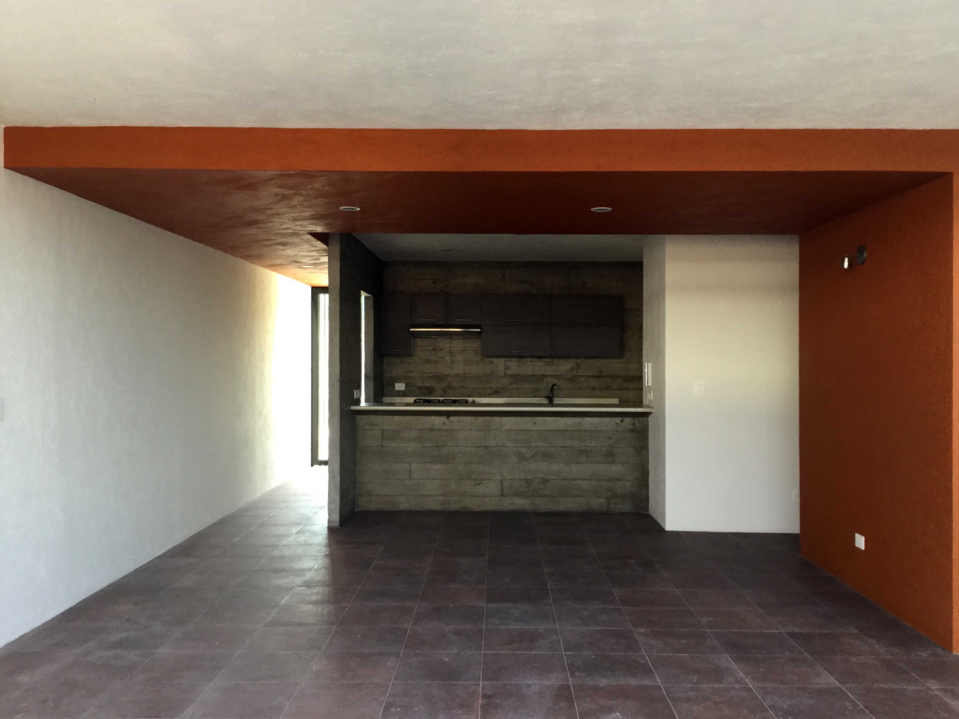 橙色房子 或 橘色房子 或 橙子屋 （具体需根据上下文确定）-53