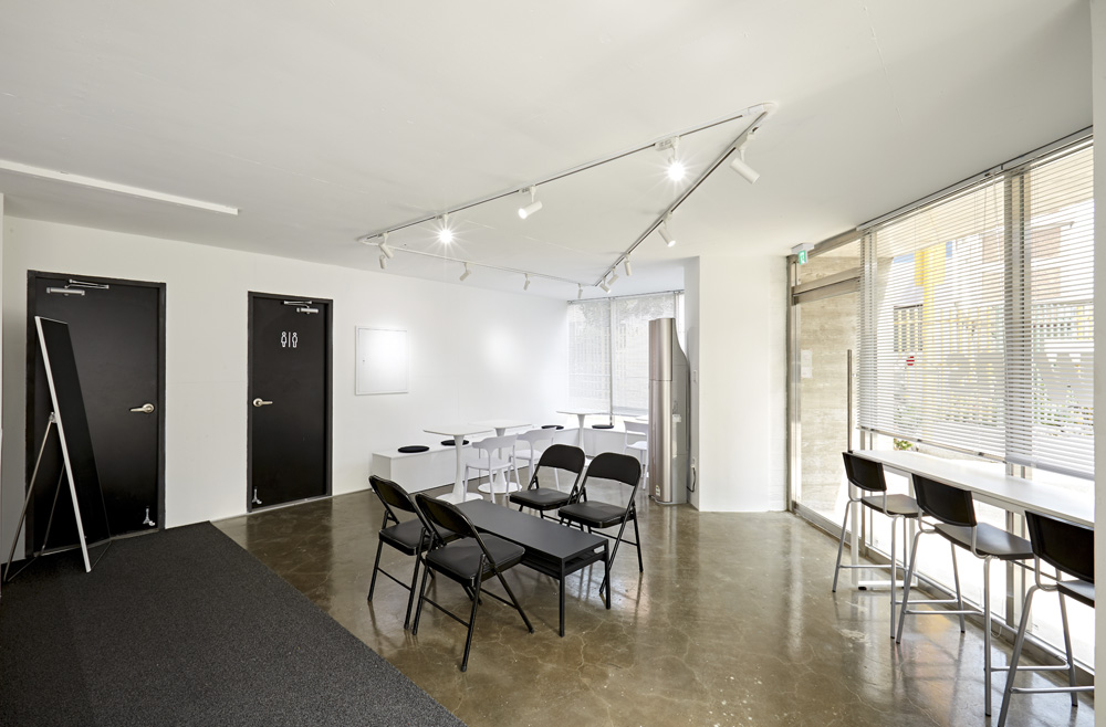 13 平米小空间，极简设计尽显精致-10