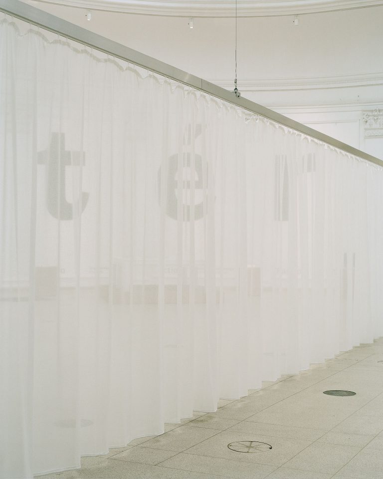 共享空间·七号展厅丨HungaryBudapest丨Hetedik Műterem Kft.等多个团队-25