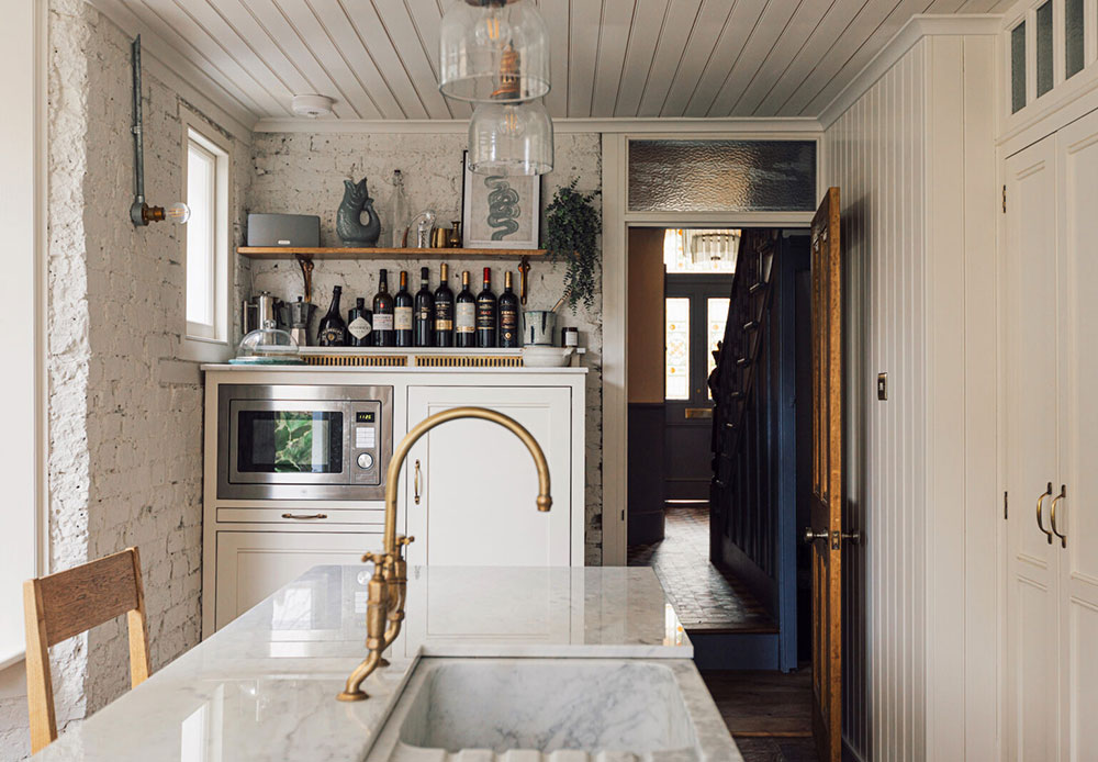 伦敦南部历史镇 house 炫彩内饰设计-11