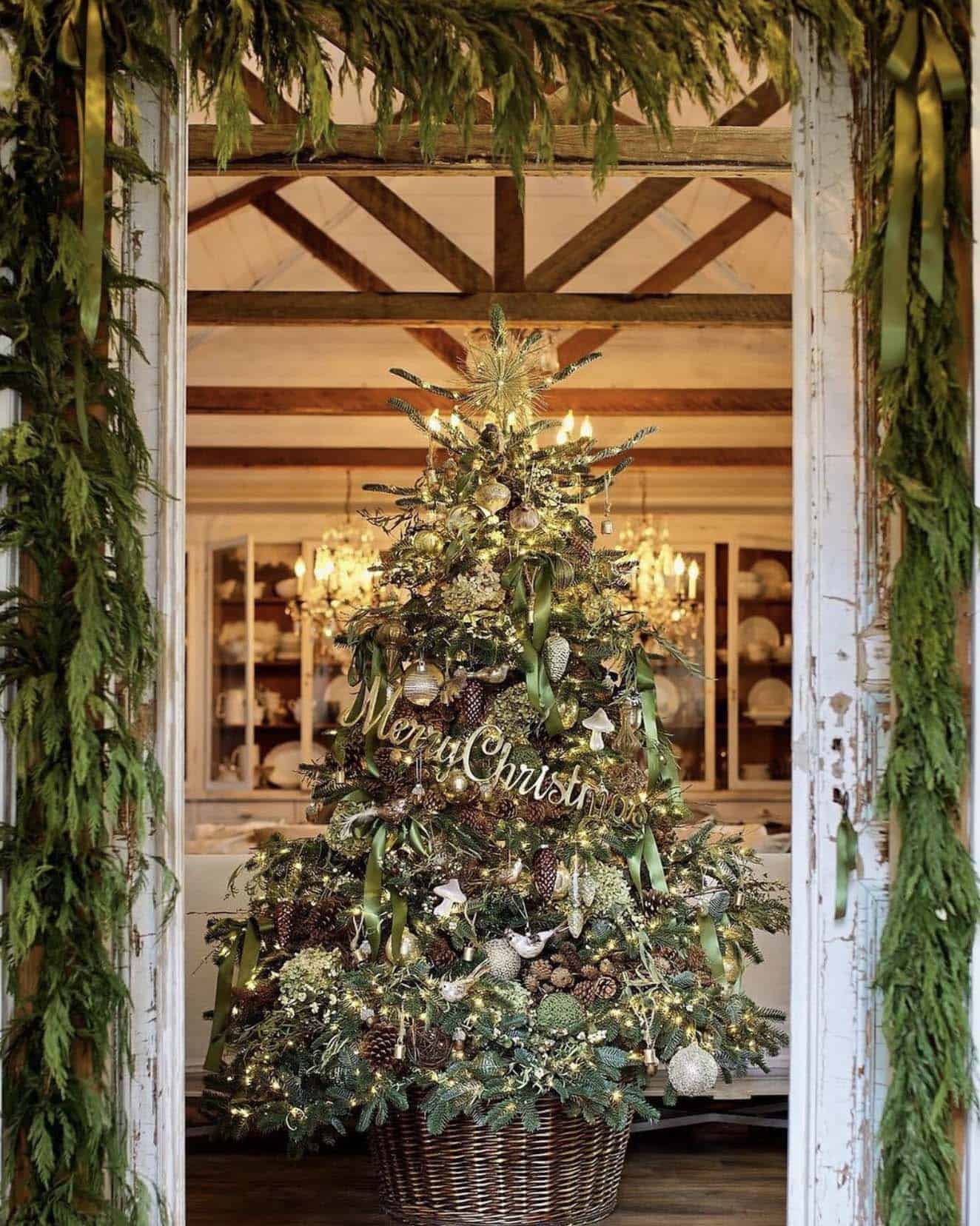 Wishing You A Very Merry Christmas: 80 Decorating Ideas To Inspire-86