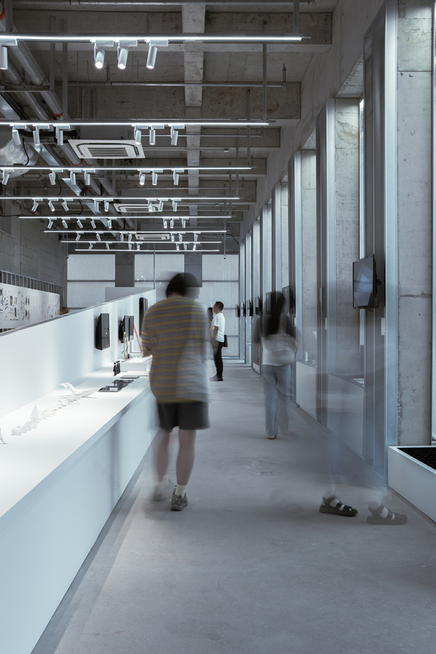 形态的诗学展陈空间设计丨中国上海丨studio AME(雨凡建筑设计工作室)-14