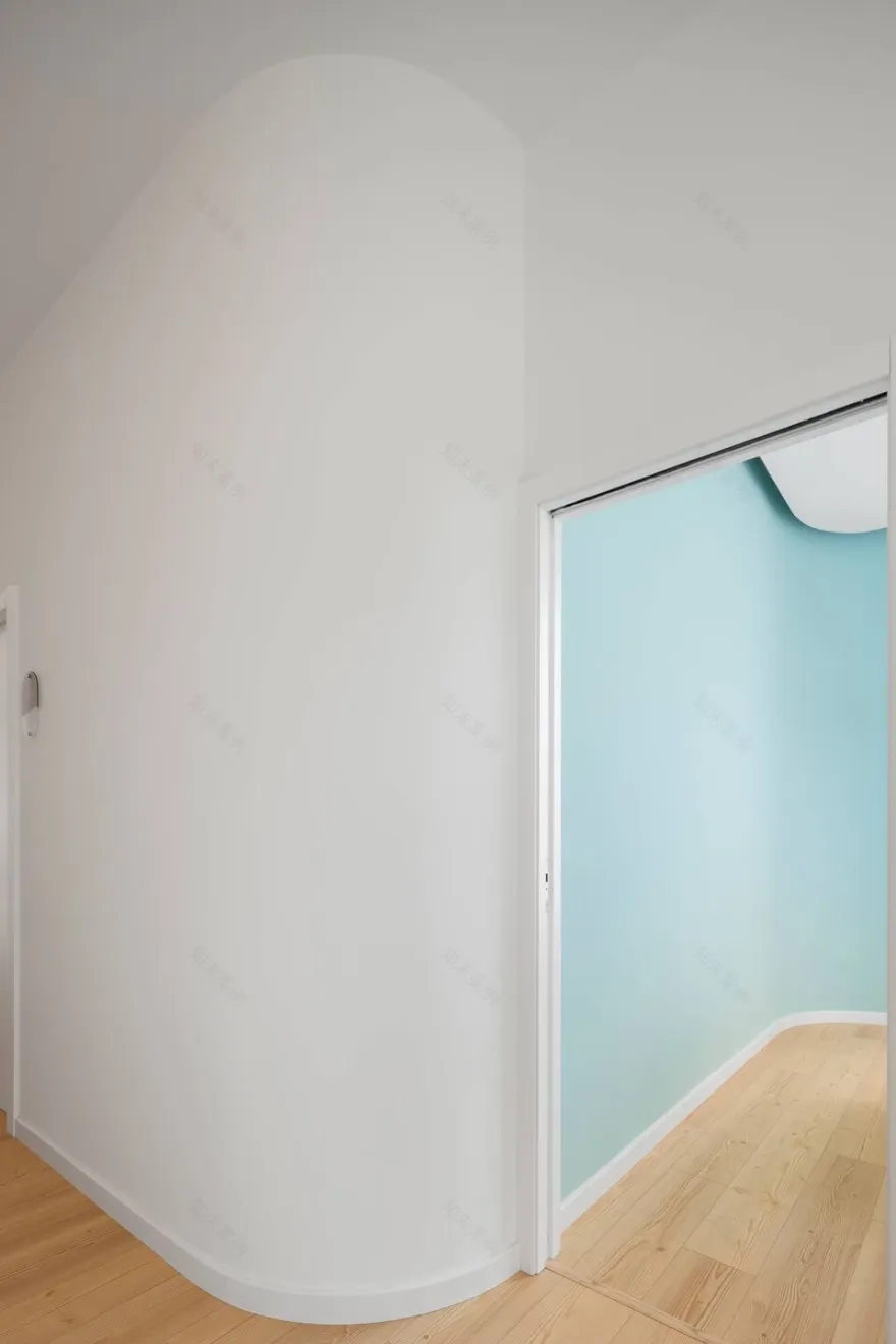 葡萄牙阳光医疗办公室设计丨Arquitetos Rómulo Neto-14