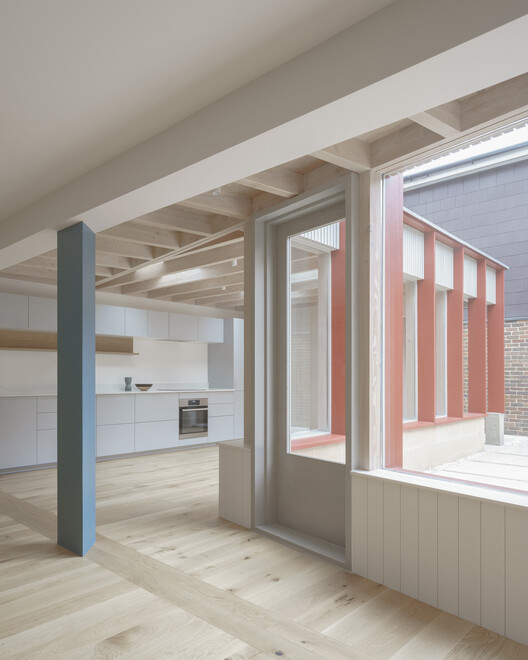 pirouette 有(芭蕾舞)单脚尖旋转的意思,house 是房子房屋,结合起来可译为旋转之屋丨英国丨Artefact Studio-16