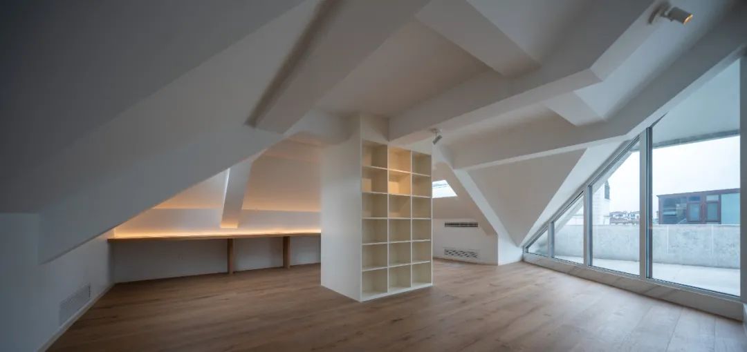 诗与远方的螺旋别墅-20