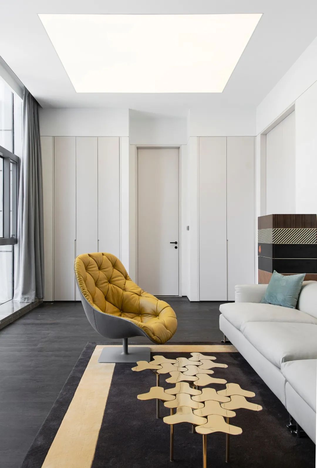 南京时尚与质朴的居住空间丨中国南京丨千行设计-52