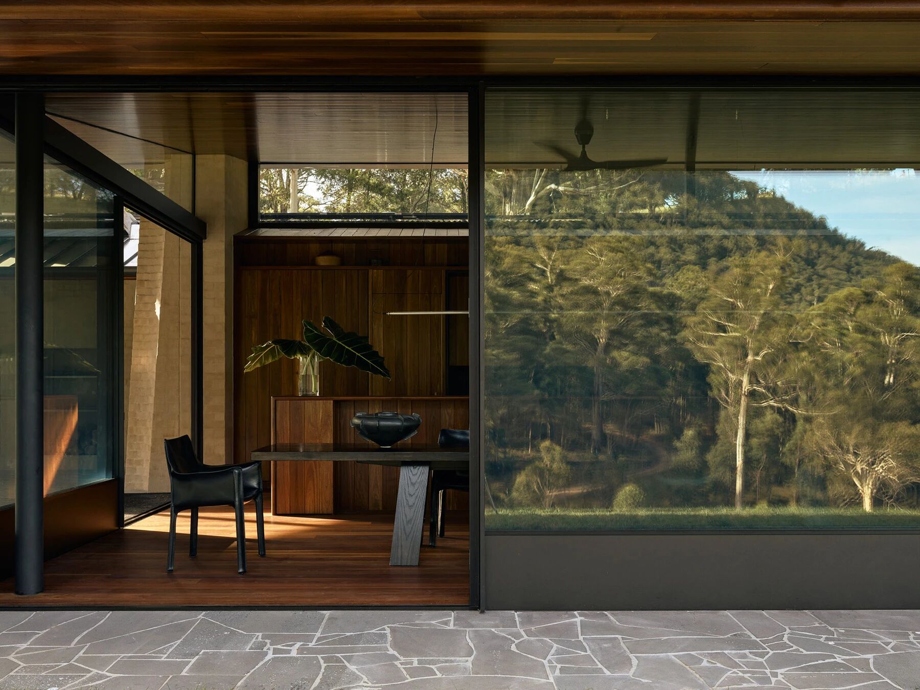 霍夸河畔小屋（霍夸河畔旅馆）丨加拿大维多利亚丨罗布·米尔斯建筑与室内设计事务所-18