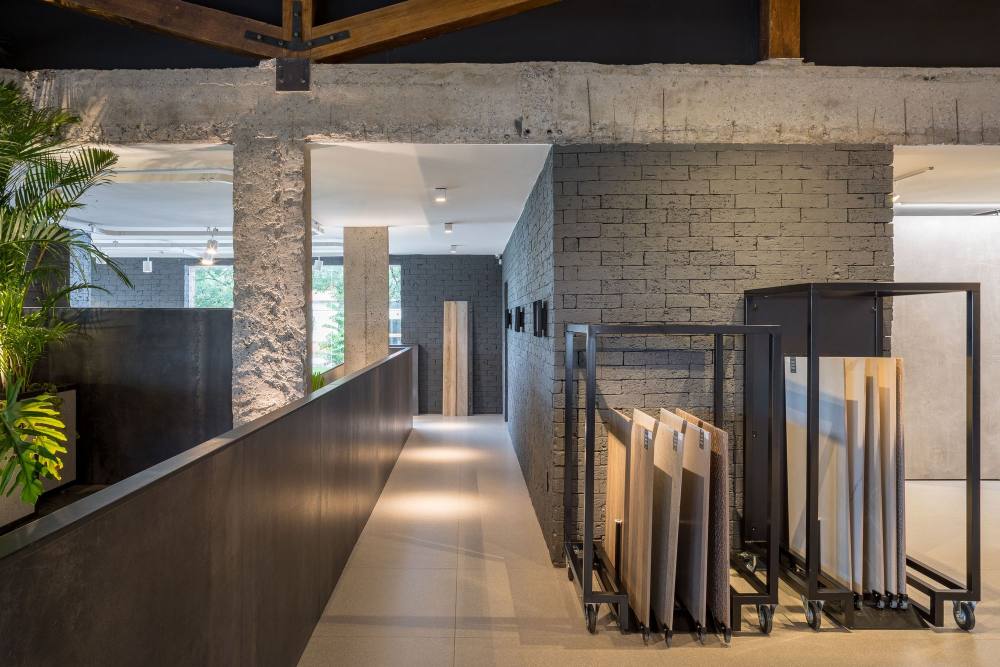 巴西圣保罗杰拉尔湖建材展厅设计-44