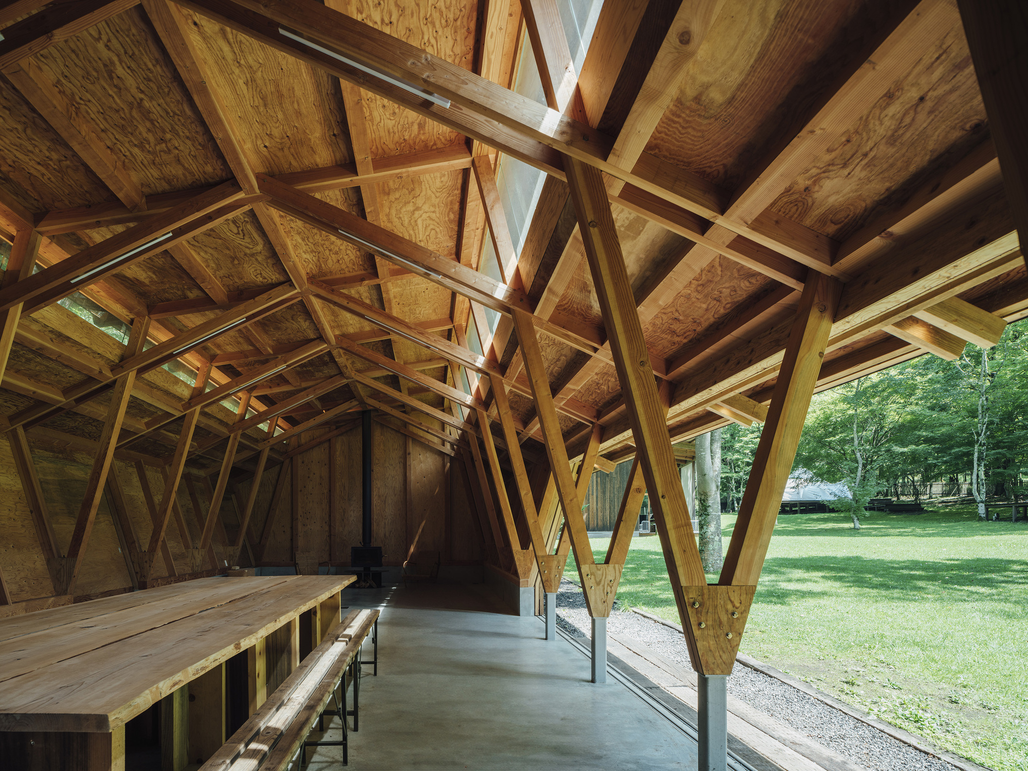 三屋顶木材大厅丨日本丨OOTT-13