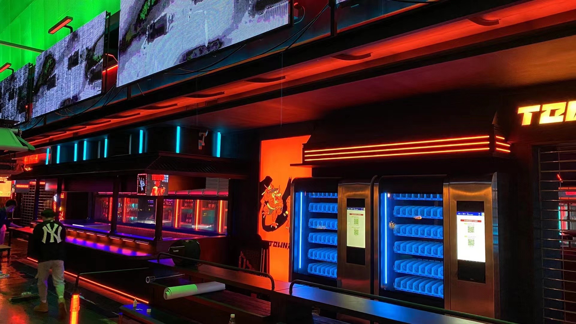 堂口  成都太古里 Mojo&Oway Vidlux Coming soon-7