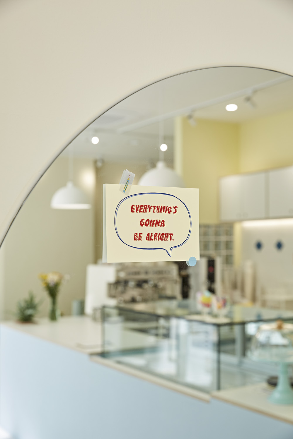 简约清新 25 平米小烘焙店设计-13