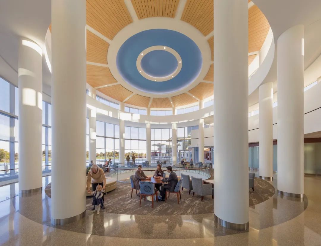 森林湖医院 · 自然与人文共生的医疗空间设计丨PC&P-50