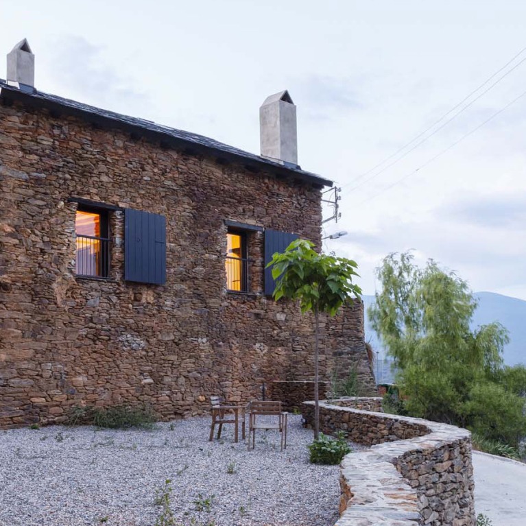 Can Castellnou乡村传统石建筑修复项目丨西班牙莱里达-0