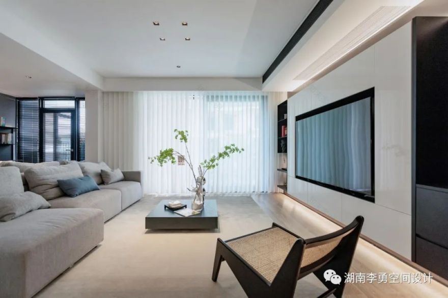 御香山 · 极简空间的艺术魅力丨中国湘西丨湘西李勇空间设计事务所-2