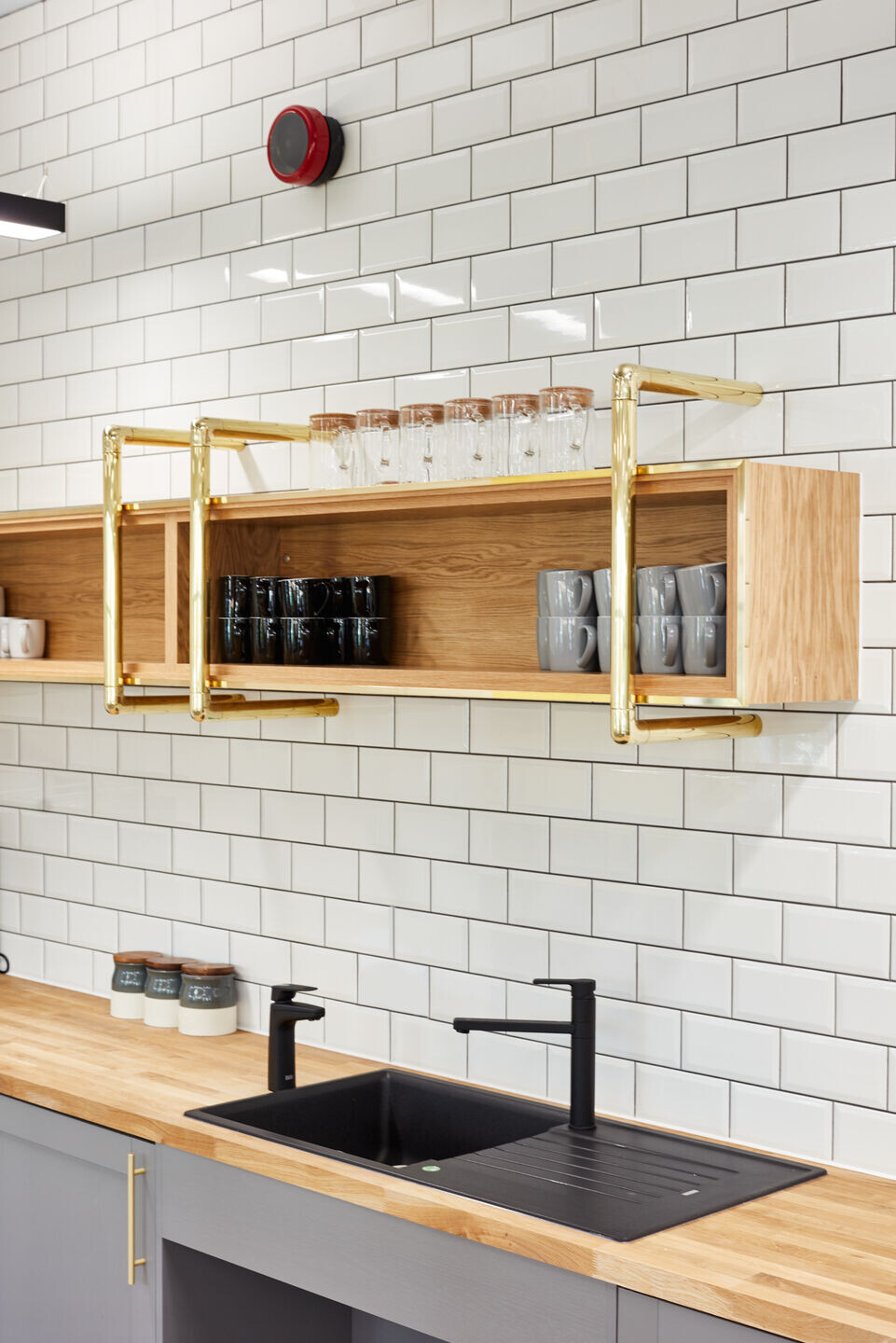 温暖关怀,伦敦儿童协会总部办公空间设计-17