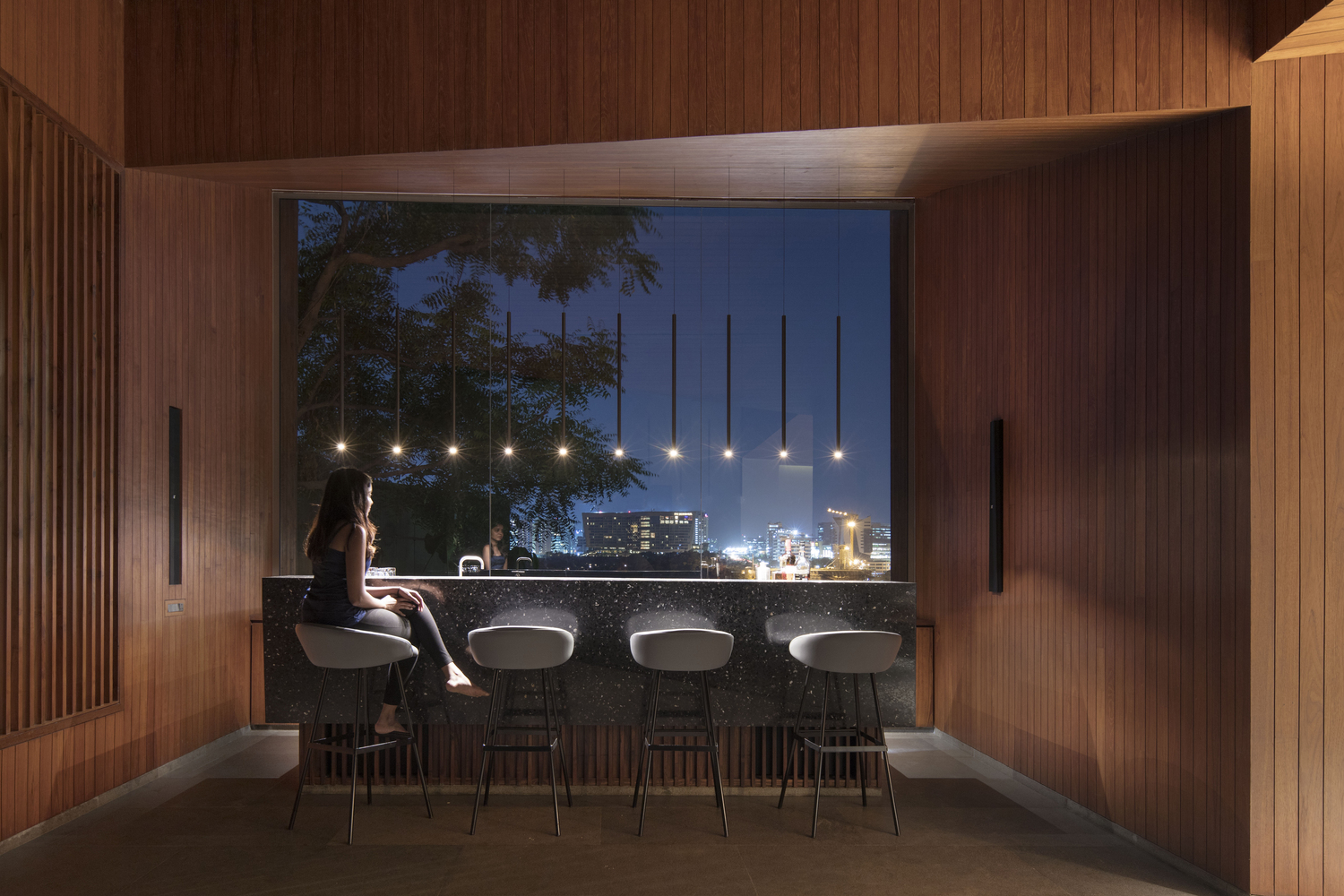 印度湖边悬浮别墅-17