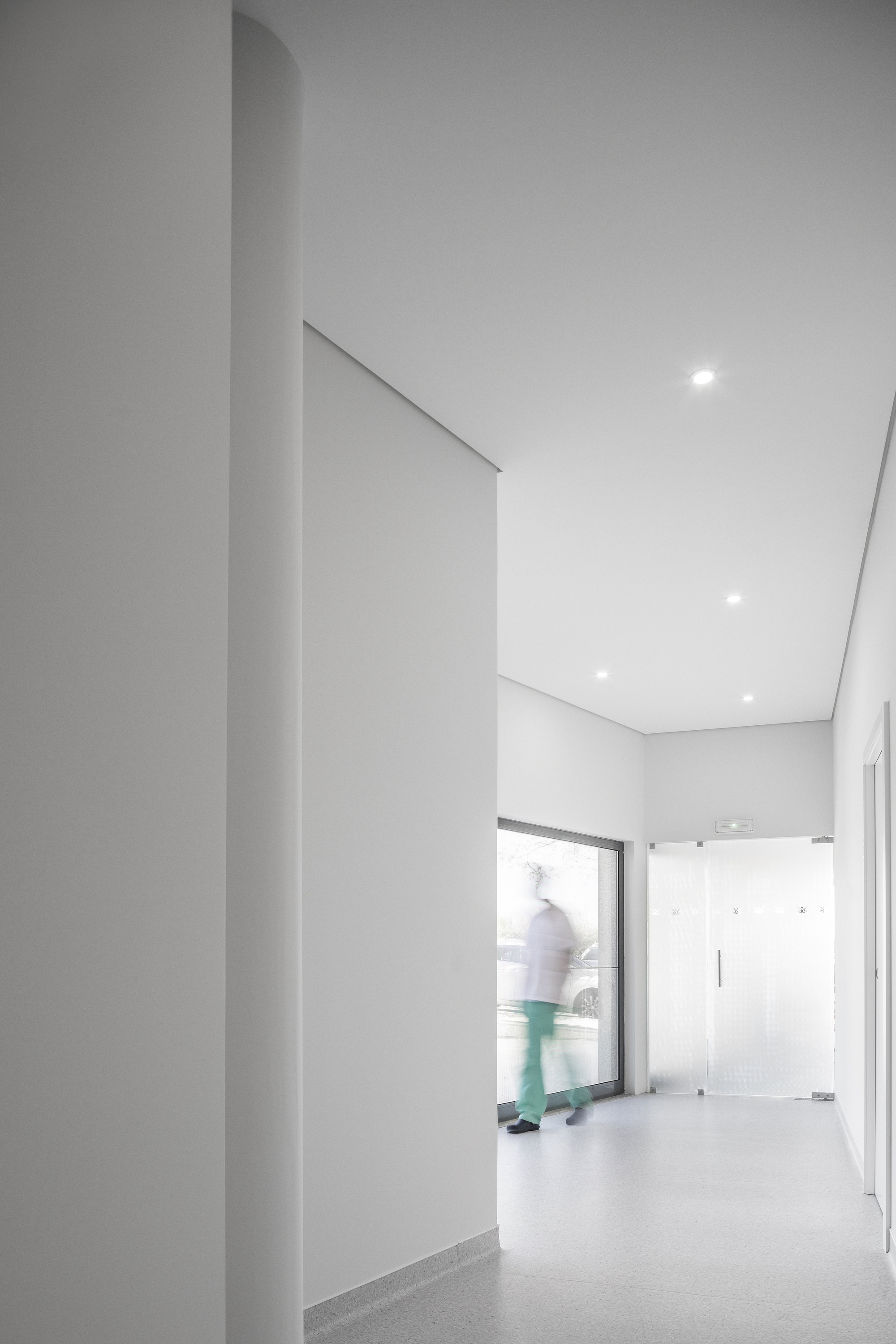 Physiotherapy Clinic / Hinterland Architecture Studio-37