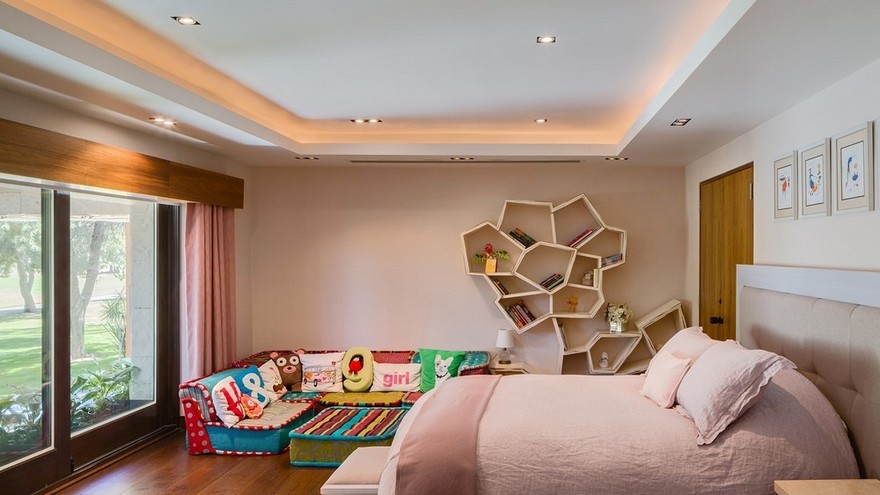 Arqmov Workshop Renovated SFA House for a Young Family with Three Children-16