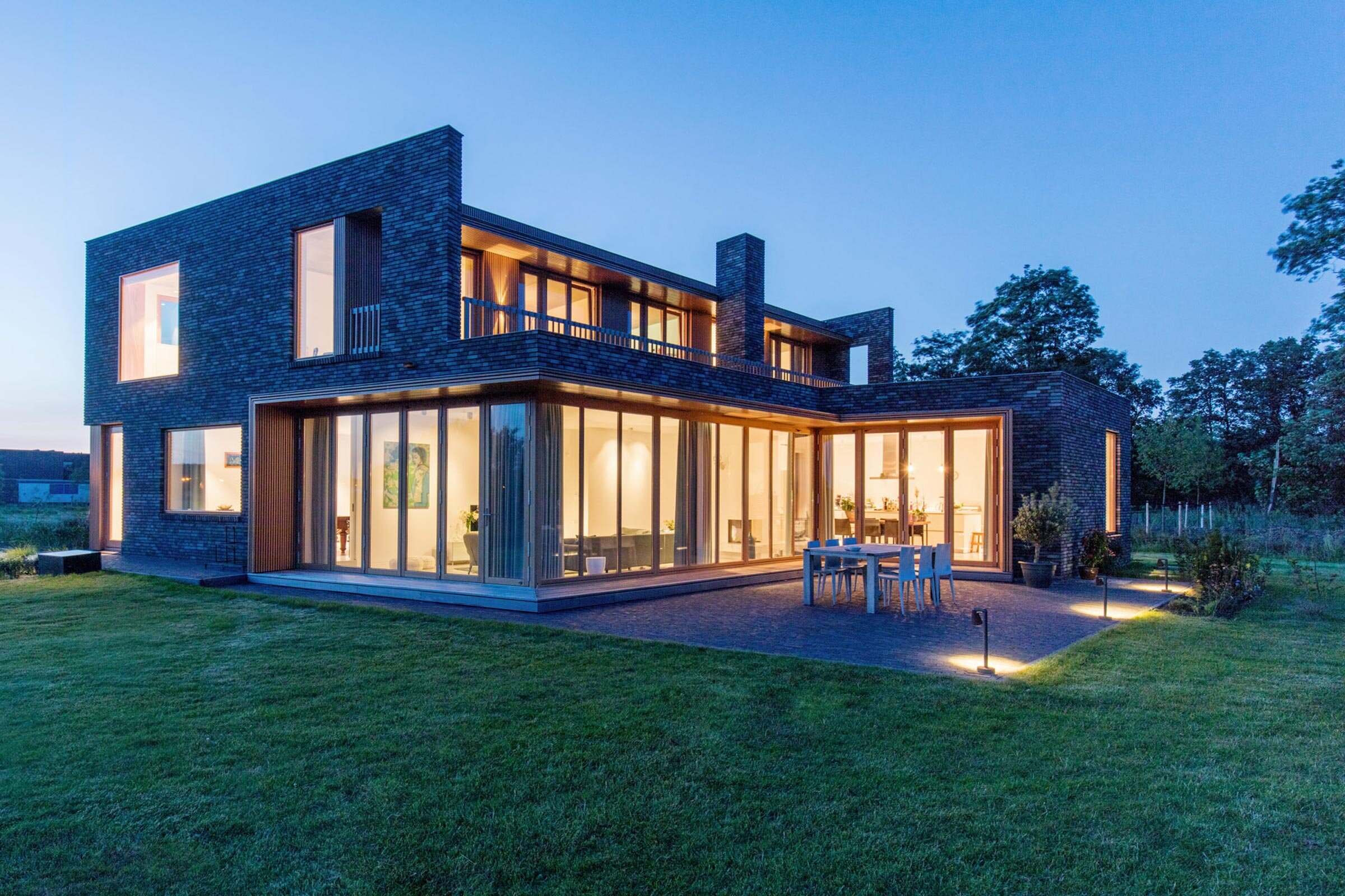 Luxury houses windows security by JS Aluminium — Design Anthology-12