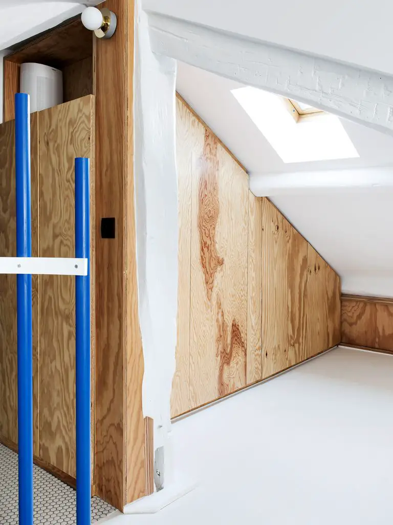 巴黎 50 平米极简双层公寓,蓝色调搭配惊艳设计-13