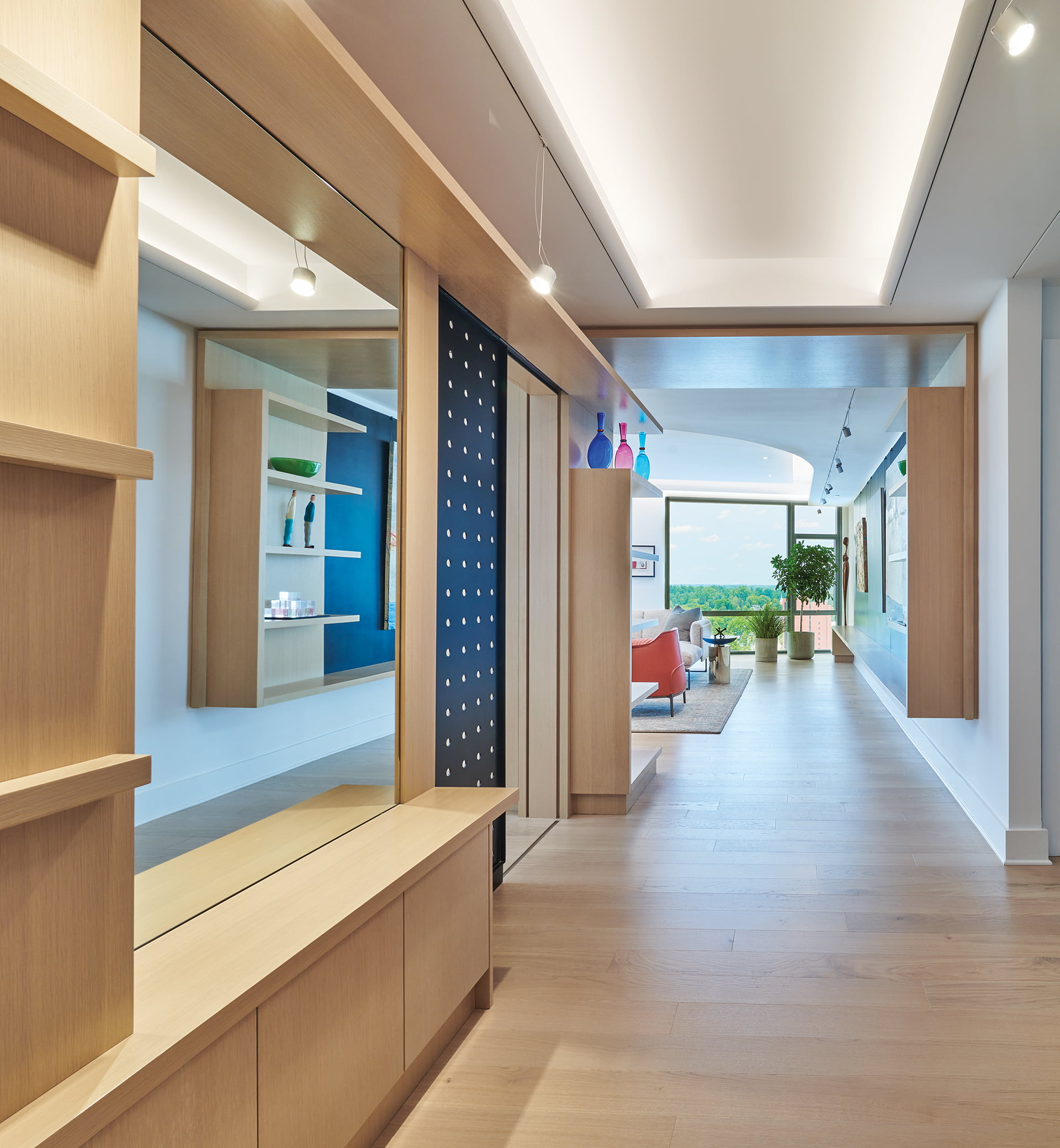 Sky High  贝塞斯达公寓翻新丨马里-2