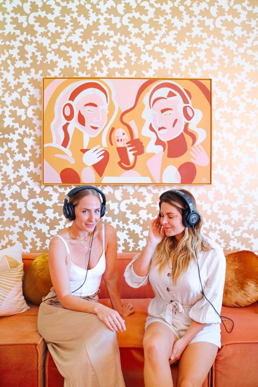 活力满满！近 30 岁女主播的趣味家居办公室设计-9