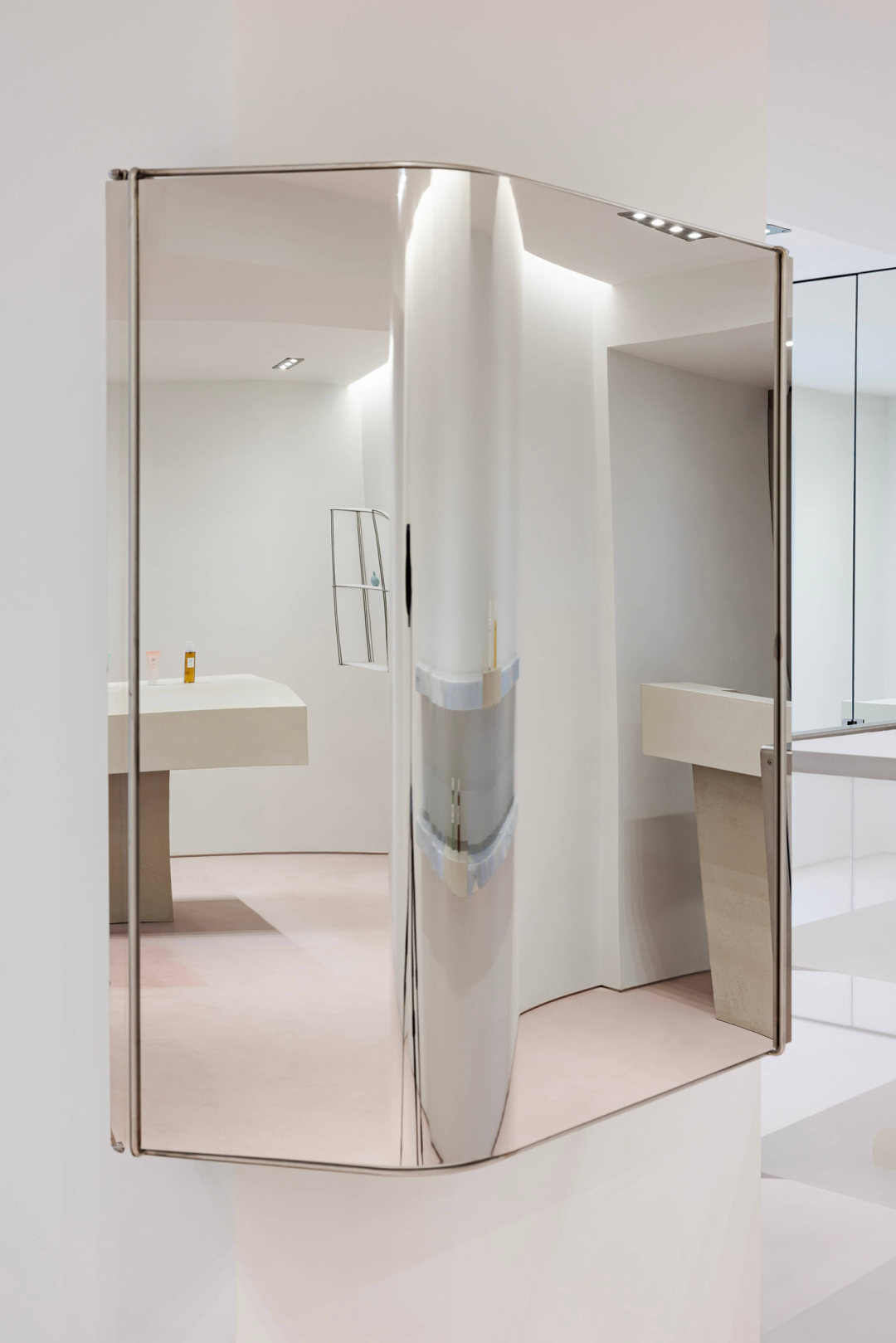 韩国  Creative Studio Unravel 10 个先锋设计 -4