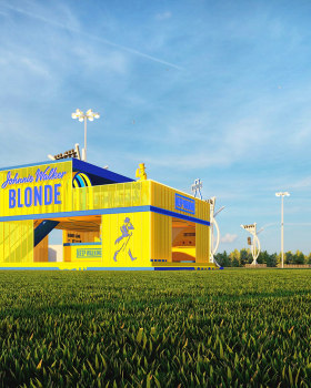 Johnnie Walker Blonde - Lollapalooza 2024.