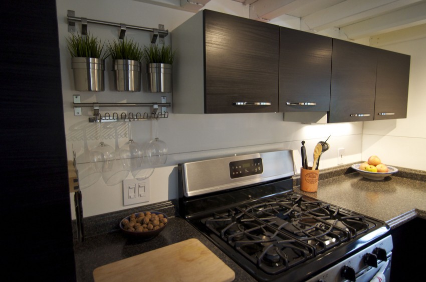 迷人的小拖挂房屋丨安德鲁和加布里埃拉·莫里森-26