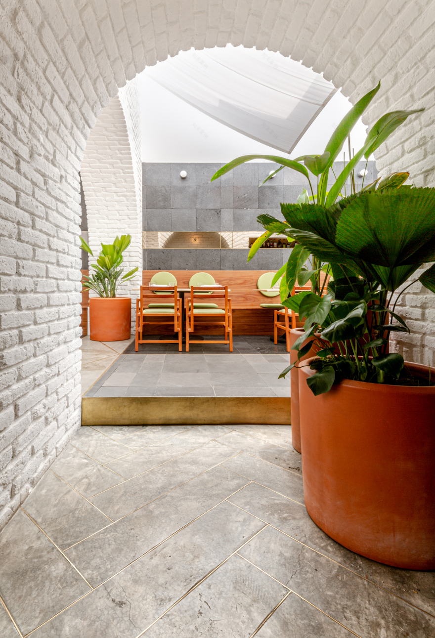 Mexican Restaurant Masaryk / Vrtical-21