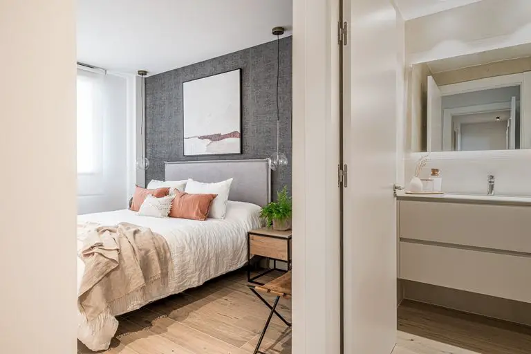 西班牙木质设计公寓,打造温馨现代生活空间-20