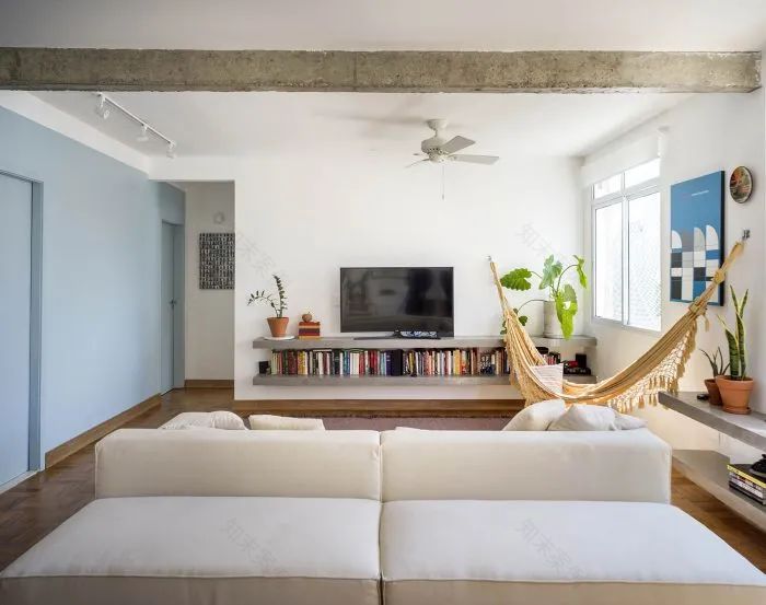 巴西年轻夫妇个性公寓丨巴西圣保罗丨LCAC Architecture-3