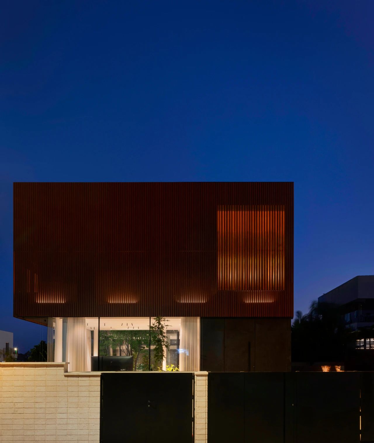 特拉维夫的隐蔽之家丨以色列特拉维夫丨Dan and Hila Israelevitz-48