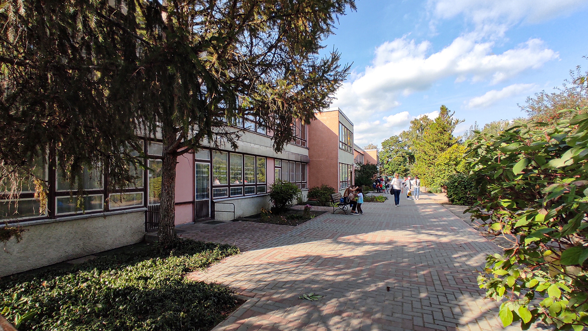 幼儿园外部翻新项目丨乌克兰-5