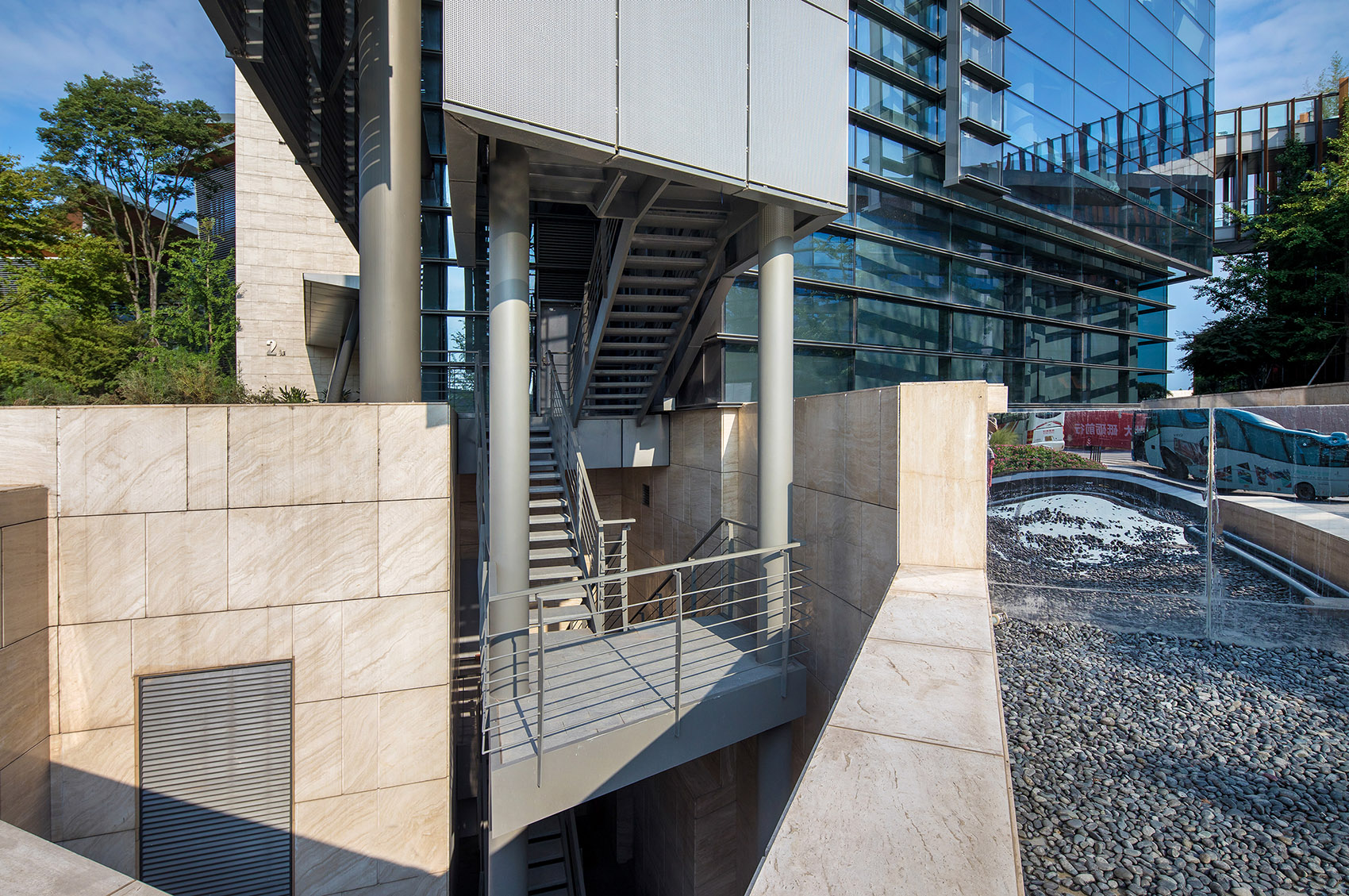 成都麓湖郎酒集团总部 / 上海骏地建筑设计事务所股份有限公司-76