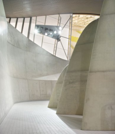 伦敦扎哈·哈迪德水上运动中心丨英国伦敦丨扎哈·M·哈迪德-13