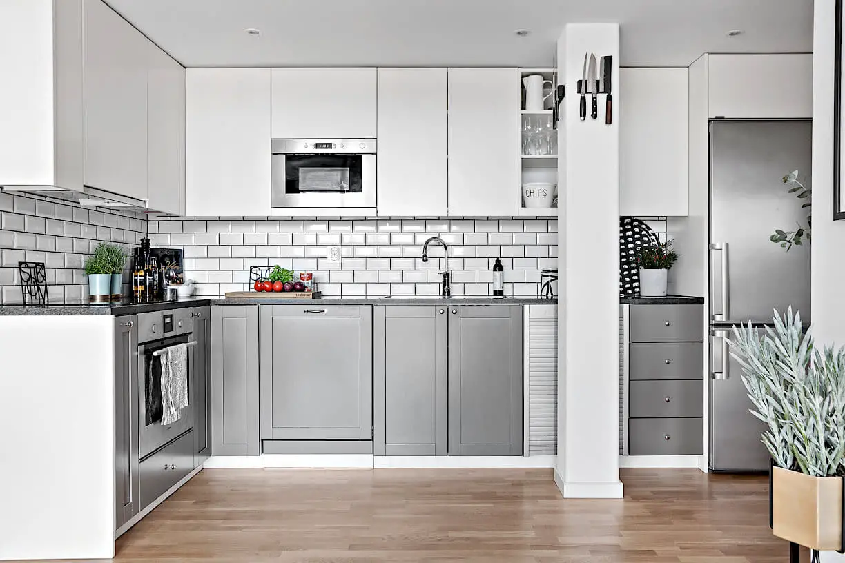 "瑞典工业建筑改造海景复式公寓"-6