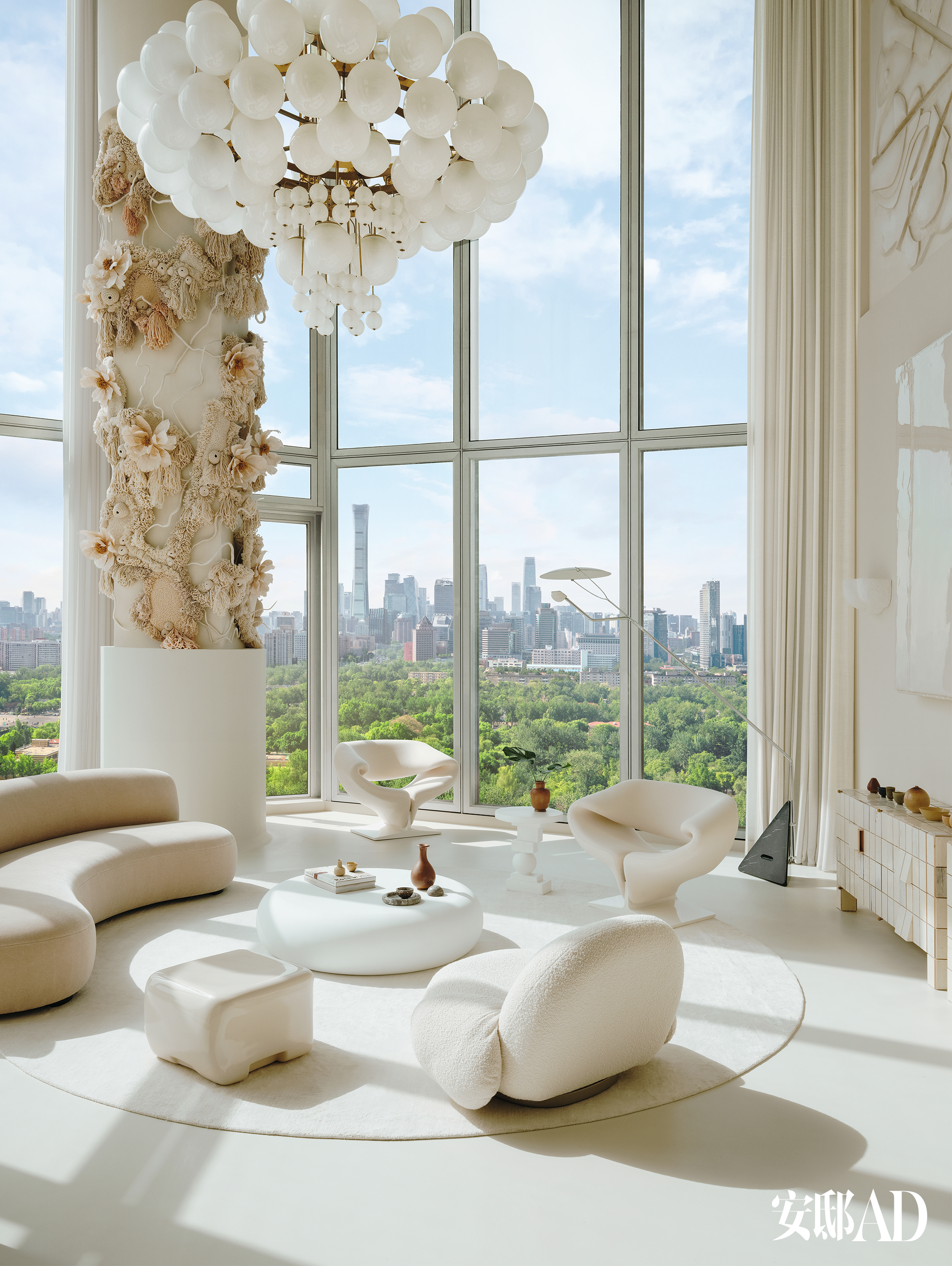 封面故事  她和100件艺术品一起生活-4