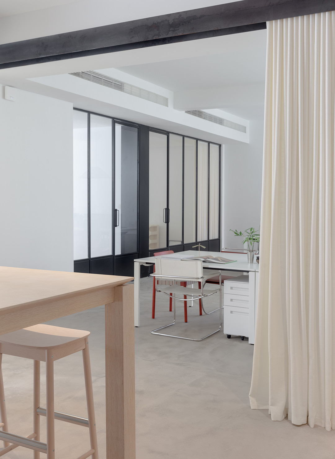 CONCISE-WHITE | 服装工作室-32