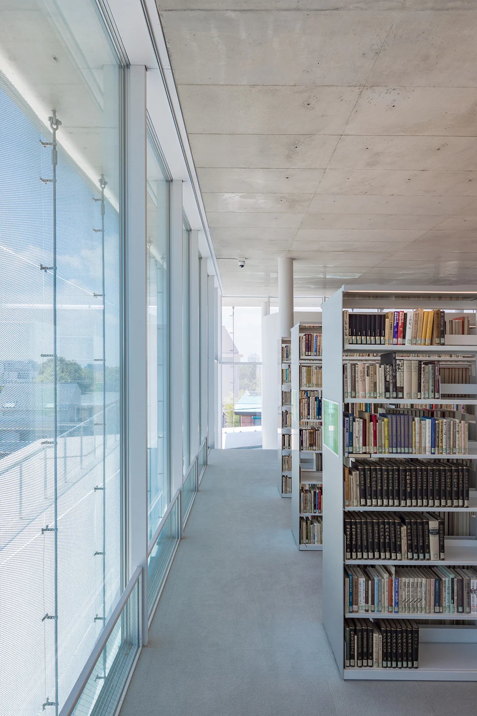 Japan Women’s University library by Kazuyo Sejima-17