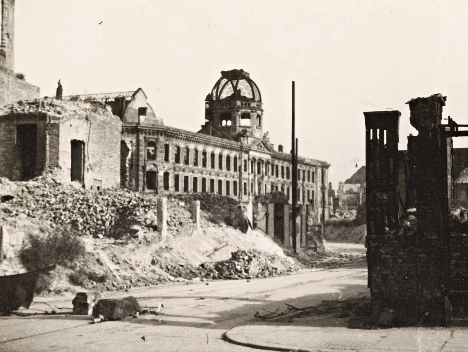 弗罗茨瓦夫主邮局大楼丨波兰弗罗茨瓦夫丨朱利叶斯·亨尼克,赫尔曼·冯·德·胡德等-38