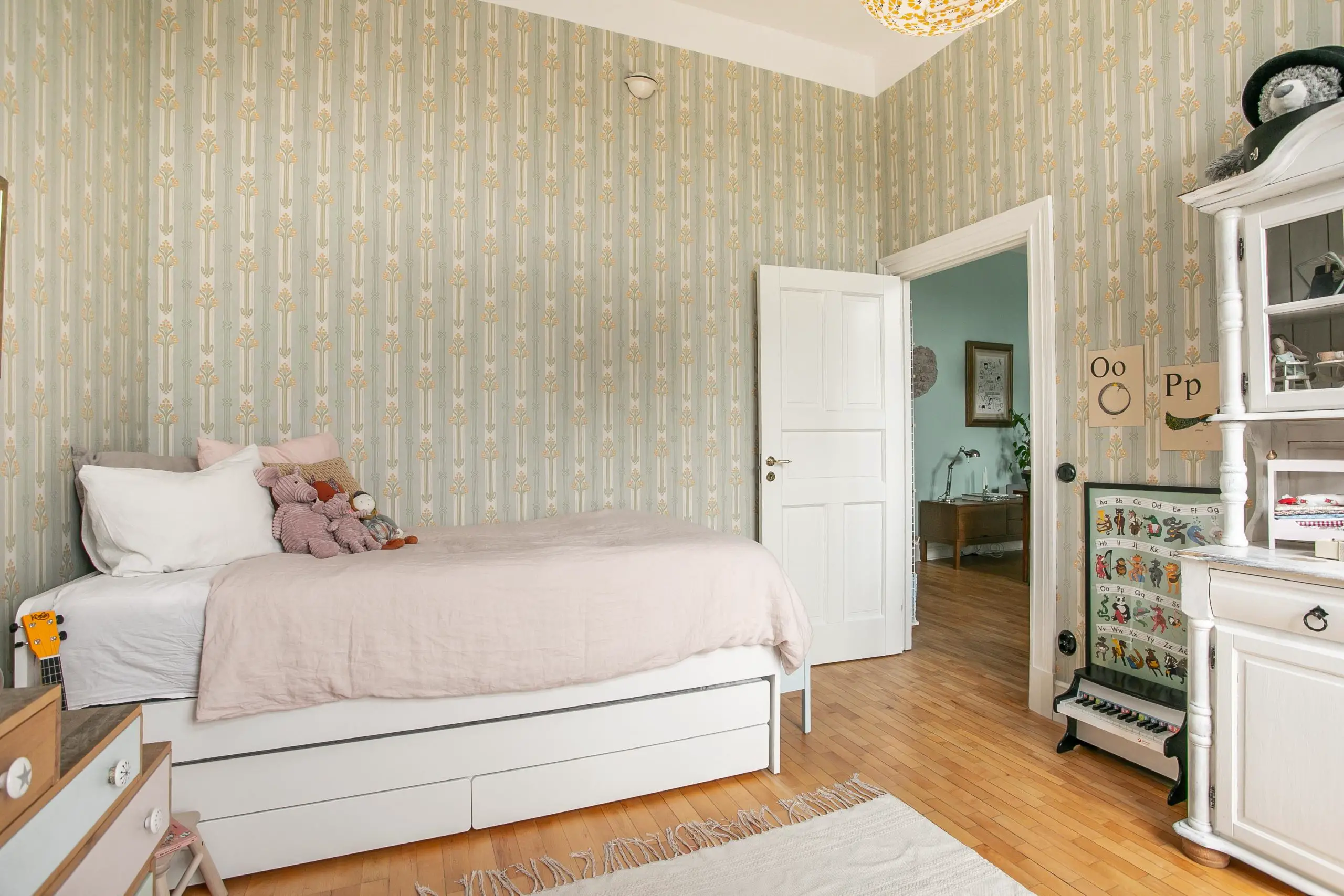 瑞典公寓的南欧风情设计-14