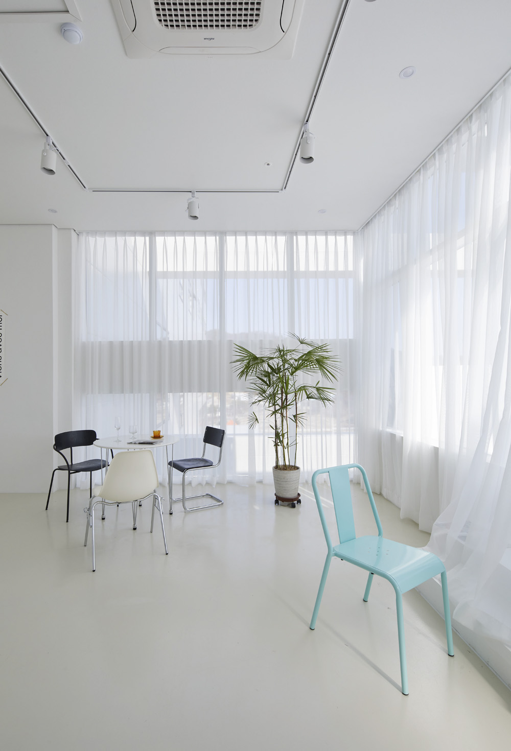 38 平简约白色调工作室设计-13