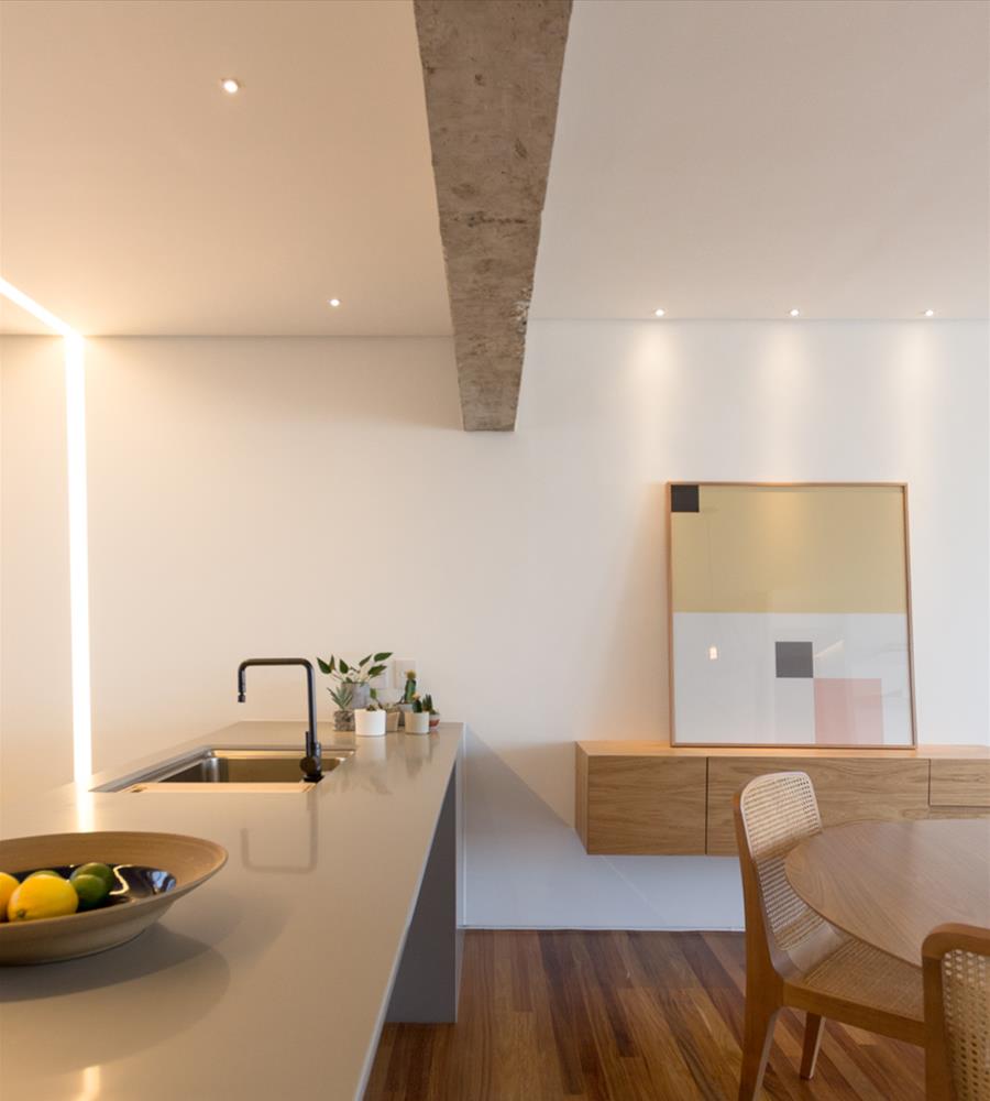 巴西 SP 市区公寓改造 | 混凝土与木质的完美结合-6