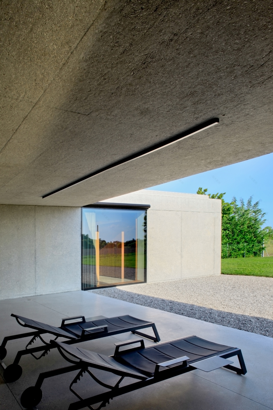 被绿植环绕的房子丨意大利丨MIDE architetti-33