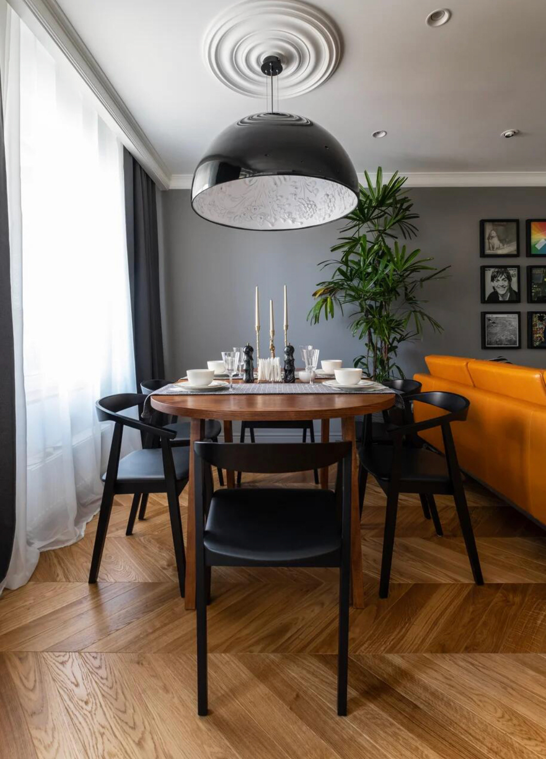 俄罗斯 VINYL HOUSE 时尚简约内饰设计丨Shubochkini Architects-3